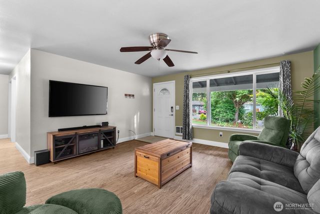 10809 133rd Street NW, Gig Harbor, WA 98329