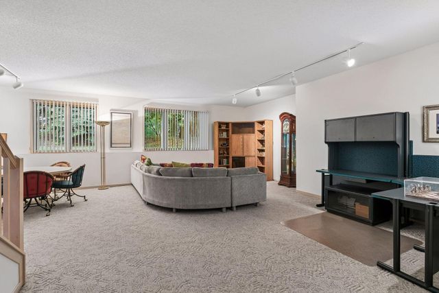 8950 Hilloway Road, Eden Prairie, MN 55347