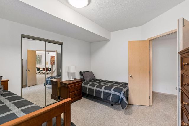 8950 Hilloway Road, Eden Prairie, MN 55347
