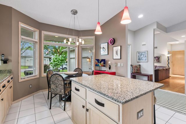 8950 Hilloway Road, Eden Prairie, MN 55347