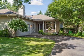 8950 Hilloway Road, Eden Prairie, MN 55347