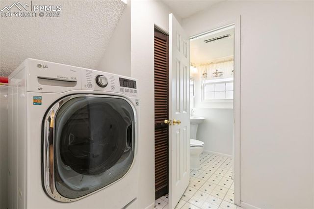 4930 Artistic Place, Colorado Springs, CO 80917