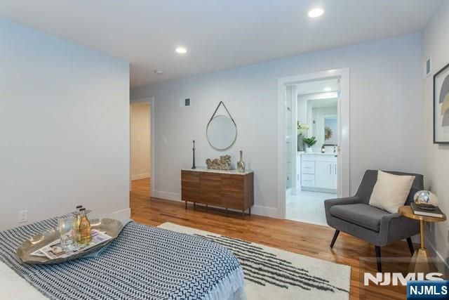360 Orange Road 3, Montclair, NJ 07042