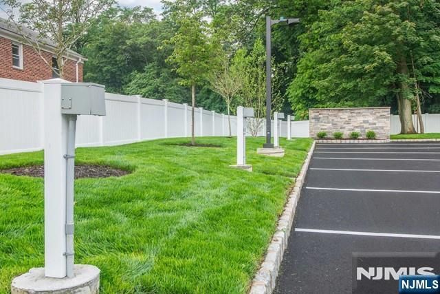 360 Orange Road 3, Montclair, NJ 07042