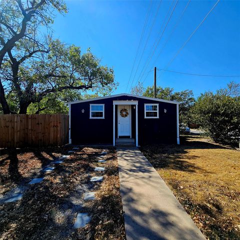 603 E Pecan ST B, Taylor, TX 76574