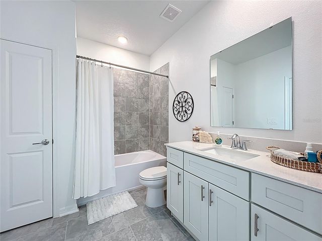 4147 PINO STREET, Apopka, FL 32712