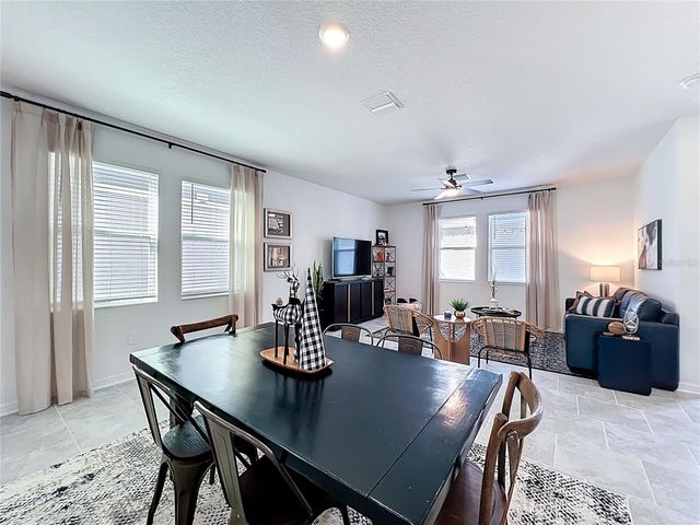 4147 PINO STREET, Apopka, FL 32712