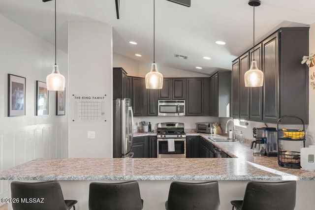 357 W Herschel H Hobbs, Vail, AZ 85641