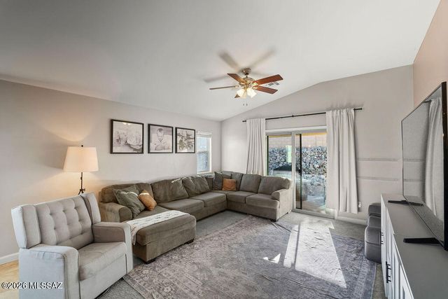 357 W Herschel H Hobbs, Vail, AZ 85641