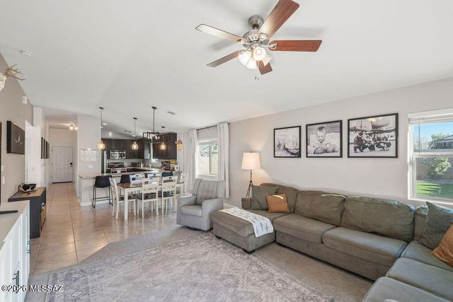 357 W Herschel H Hobbs, Vail, AZ 85641