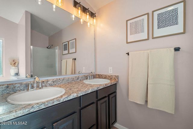 357 W Herschel H Hobbs, Vail, AZ 85641