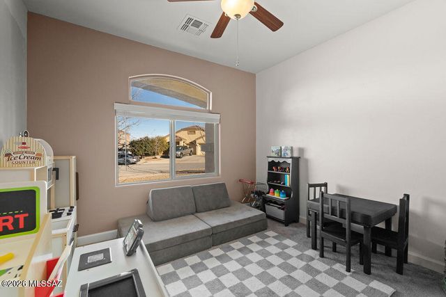 357 W Herschel H Hobbs, Vail, AZ 85641