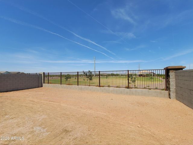 33122 N NOIR Drive, San Tan Valley, AZ 85143