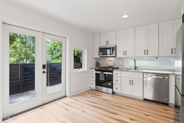 400 Bragg Street, Raleigh, NC 27610