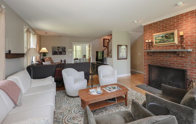 118 Perkins Road, Madbury, NH 03823