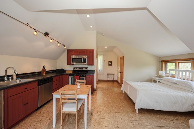 118 Perkins Road, Madbury, NH 03823