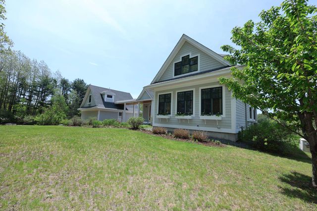 118 Perkins Road, Madbury, NH 03823
