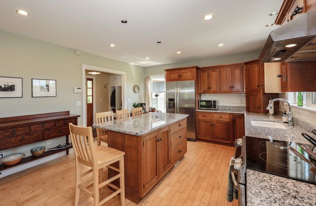 118 Perkins Road, Madbury, NH 03823