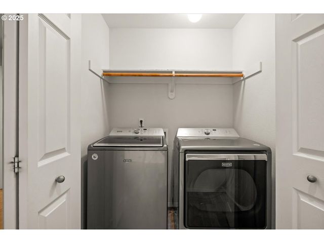 5836 Ne FARNHAM St, Hillsboro, OR 97124