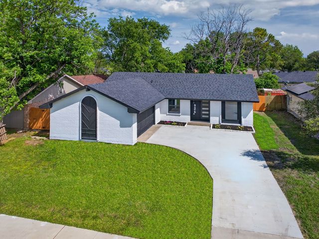 926 Key Colony Drive, Garland, TX 75043