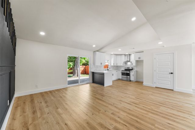 926 Key Colony Drive, Garland, TX 75043