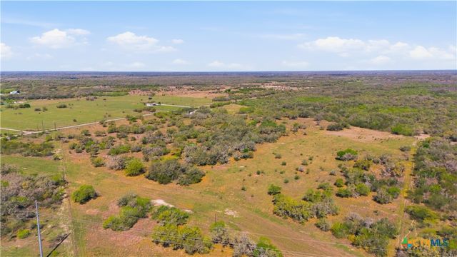 130 Old Goliad Road, Refugio, TX 78377