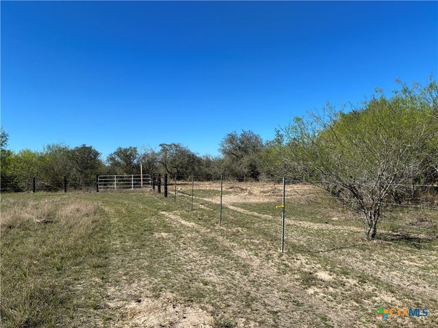 130 Old Goliad Road, Refugio, TX 78377