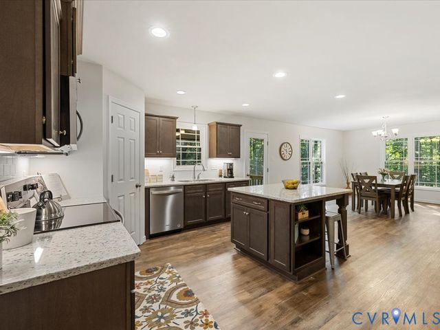 1146 Clayton Rd, Powhatan, VA 23139