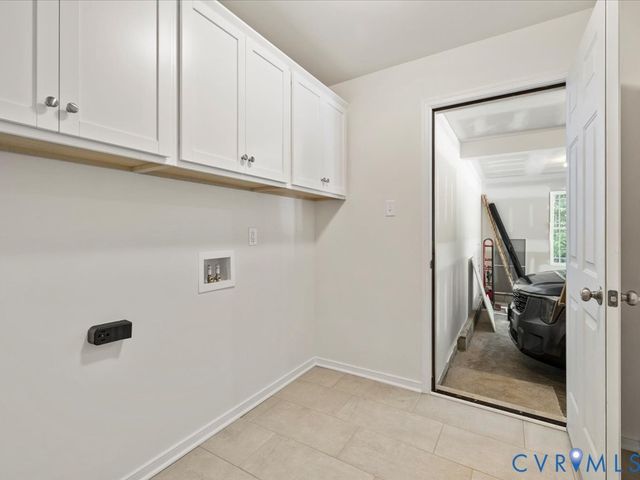 1146 Clayton Rd, Powhatan, VA 23139