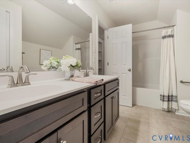 1146 Clayton Rd, Powhatan, VA 23139