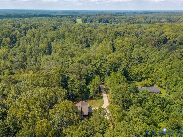 1146 Clayton Rd, Powhatan, VA 23139