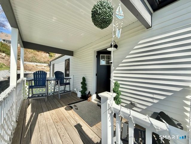 39 Edgefield Avenue, Milford, CT 06460