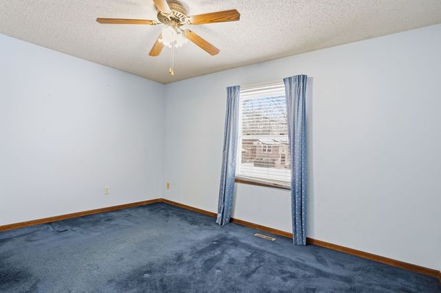 621 NE 4th Street, Grimes, IA 50111