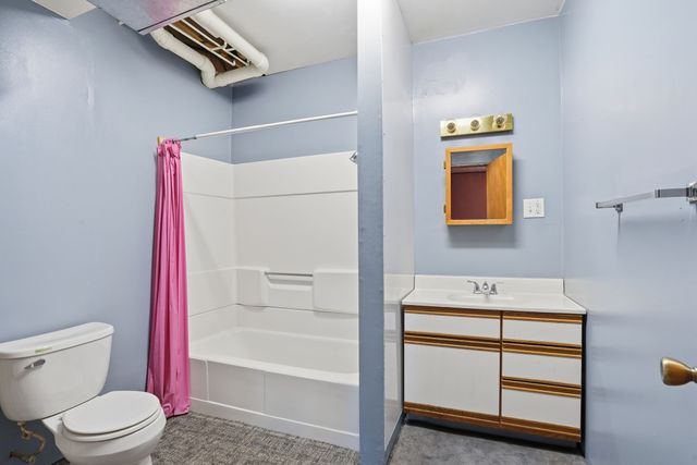 621 NE 4th Street, Grimes, IA 50111