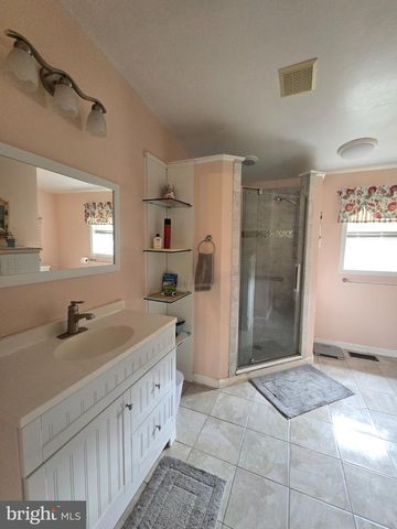 504 FERNWOOD DR, Harrington, DE 19952