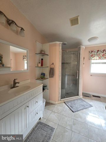 504 FERNWOOD DR, Harrington, DE 19952