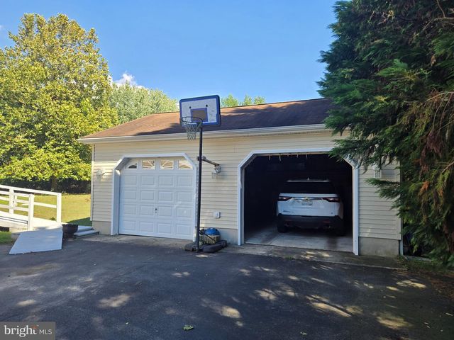 504 FERNWOOD DR, Harrington, DE 19952