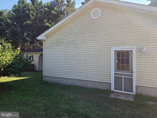 504 FERNWOOD DR, Harrington, DE 19952