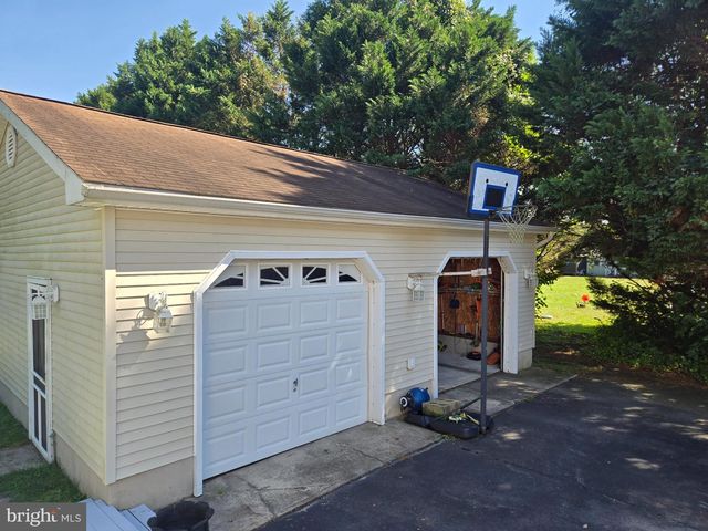 504 FERNWOOD DR, Harrington, DE 19952