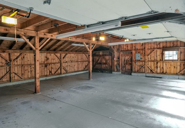 134 Crescent St, Hanson, MA 02341