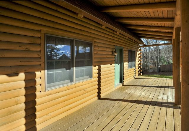 134 Crescent St, Hanson, MA 02341