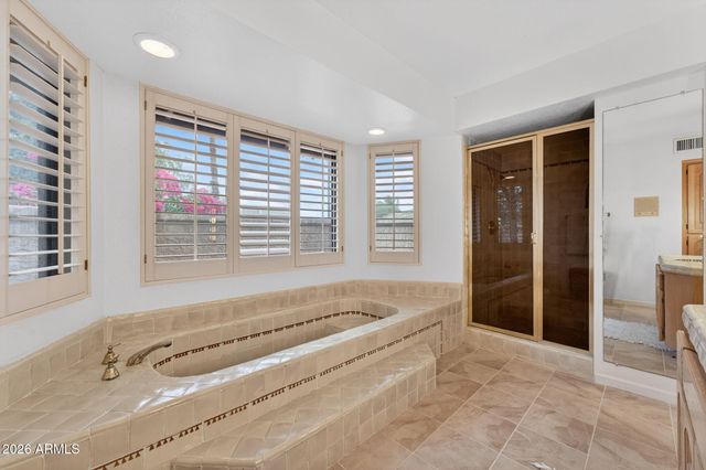 8245 E WILLIAMS Circle, Scottsdale, AZ 85255