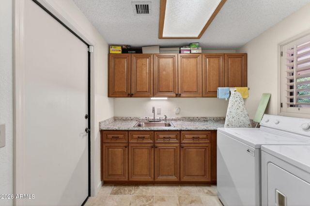 8245 E WILLIAMS Circle, Scottsdale, AZ 85255