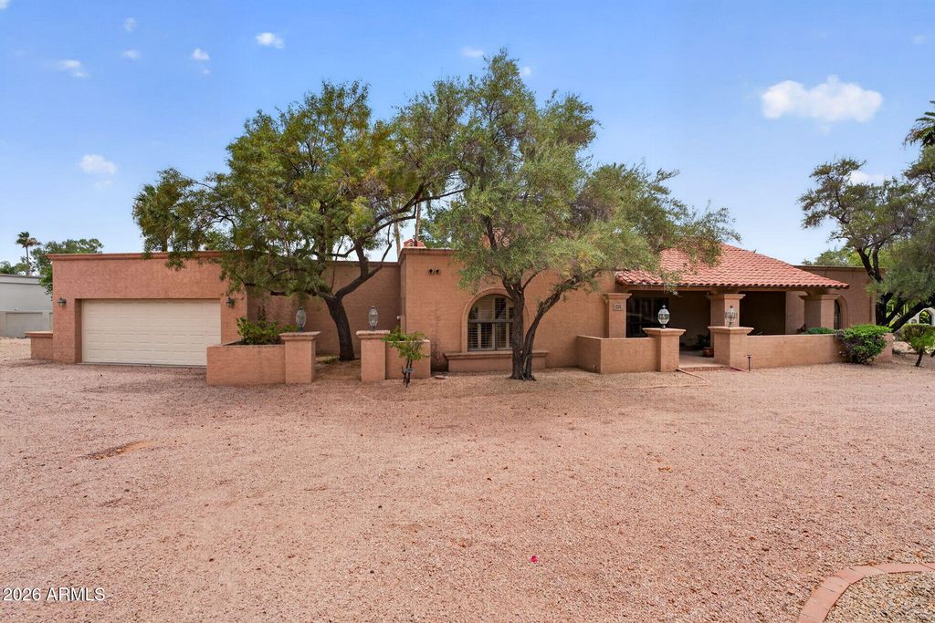 8245 E WILLIAMS Circle, Scottsdale, AZ 85255