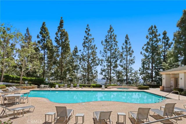 4 Woodcrest Lane 326, Aliso Viejo, CA 92656