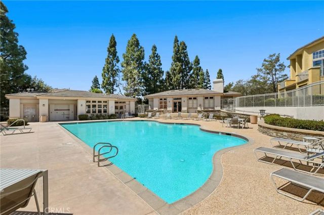 4 Woodcrest Lane 326, Aliso Viejo, CA 92656