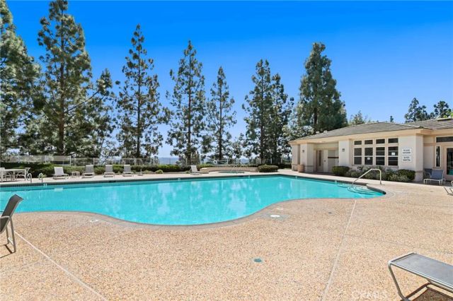 4 Woodcrest Lane 326, Aliso Viejo, CA 92656