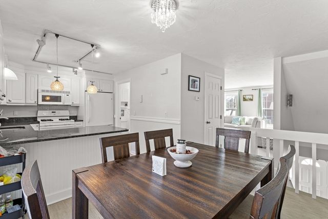 91 Heritage Drive 91, Tewksbury, MA 01876