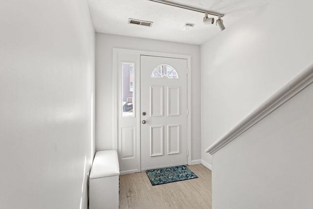 91 Heritage Drive 91, Tewksbury, MA 01876