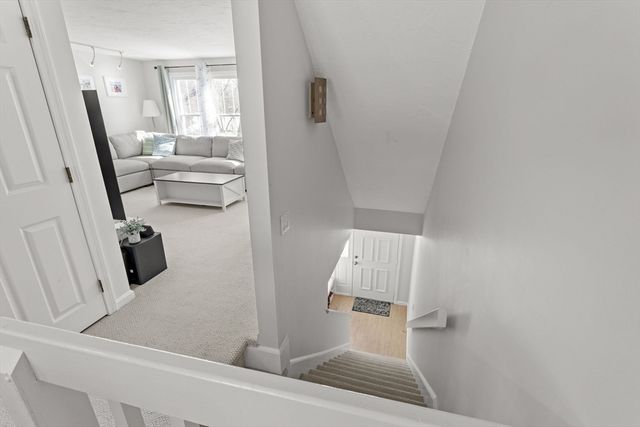 91 Heritage Drive 91, Tewksbury, MA 01876